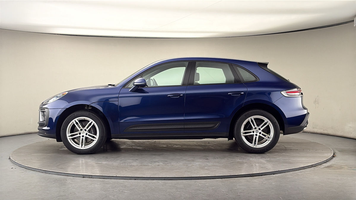 Porsche Macan Image 15