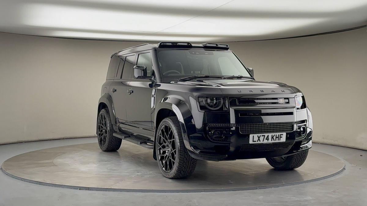 More views of Land Rover Defender 110