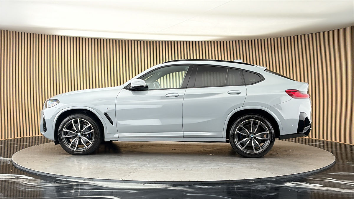 More views of BMW X4