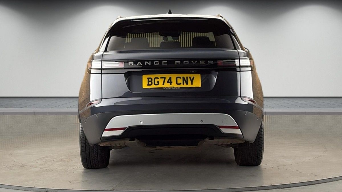 Land Rover Range Rover Velar Image 4