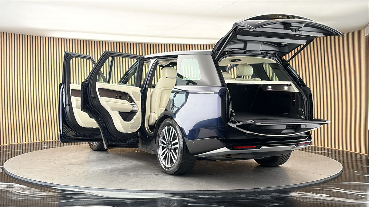 Land Rover Range Rover Image 23