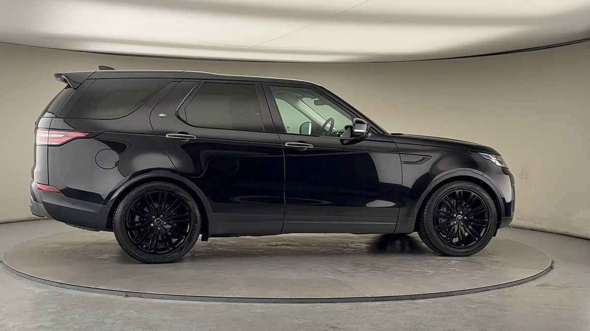 More views of Land Rover Discovery