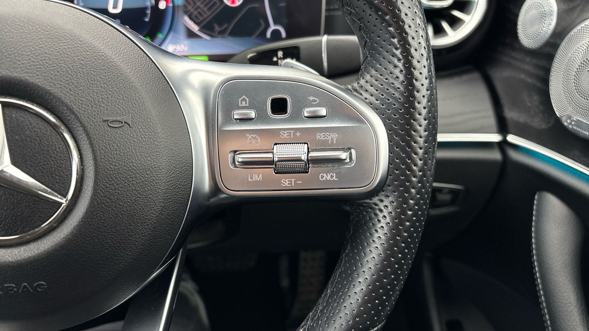 Mercedes-Benz E Class Image 14