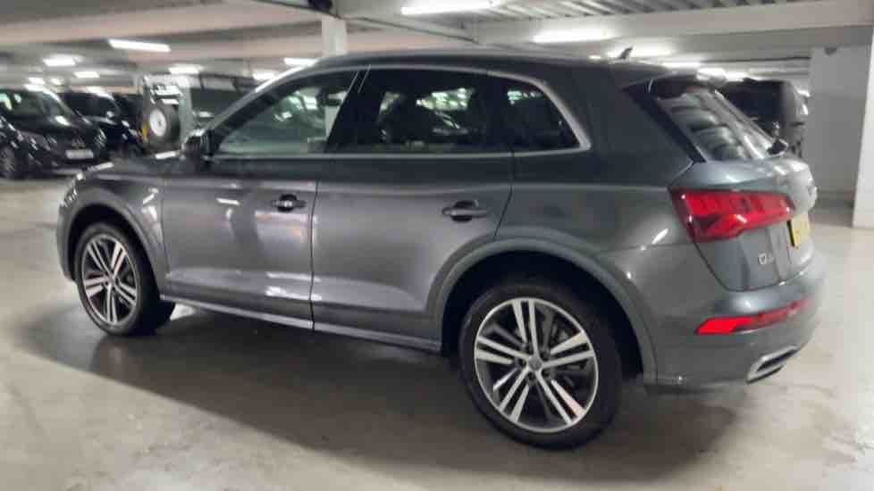 More views of Audi Q5