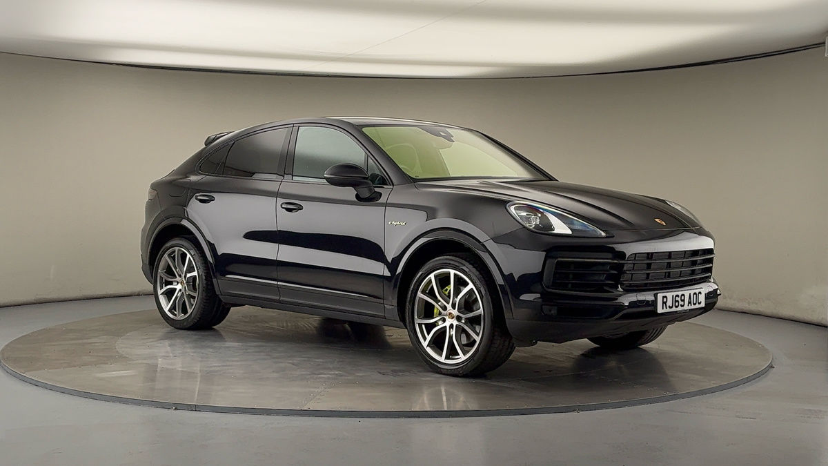 More views of Porsche Cayenne