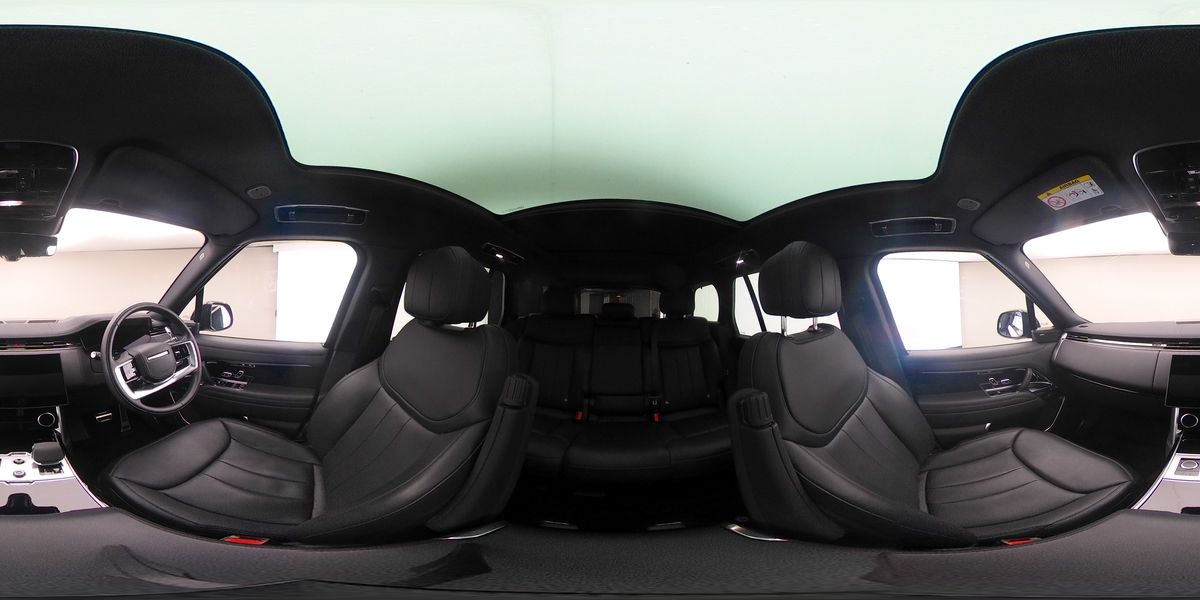 More views of Land Rover Range Rover