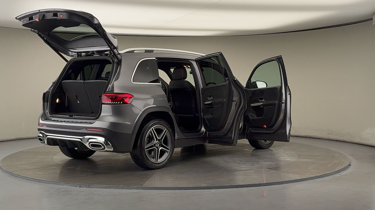 More views of Mercedes-Benz GLB