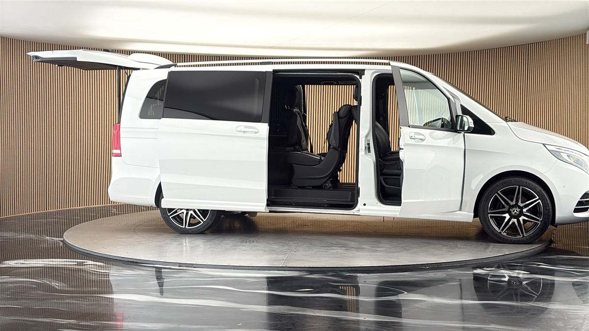 More views of Mercedes-Benz V Class