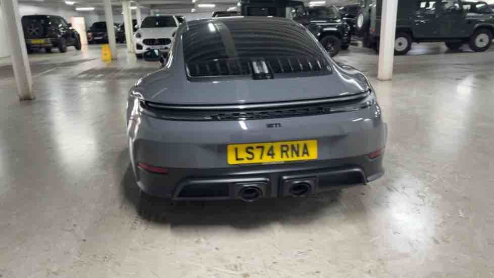 More views of Porsche 911