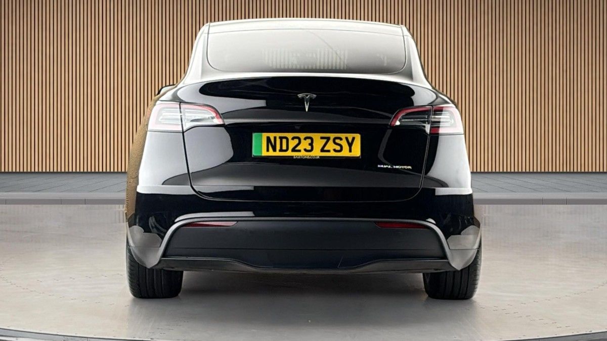 Tesla Model Y Image 4