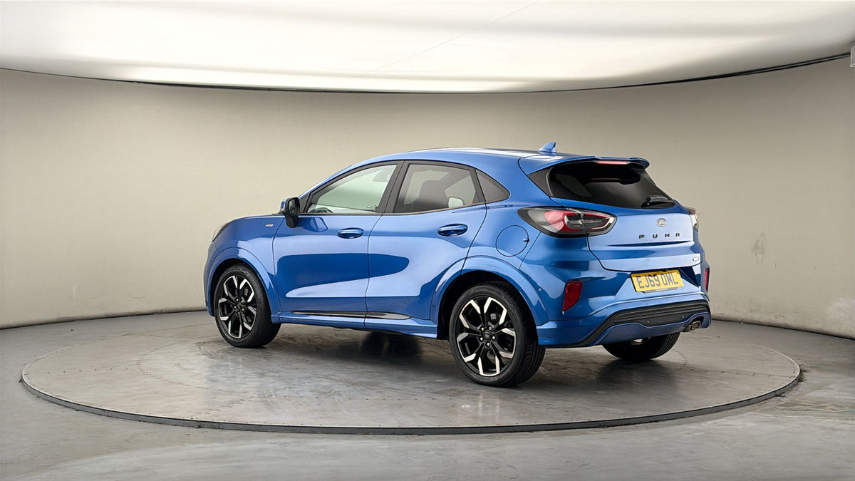 More views of Ford Puma