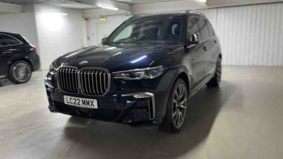 More views of BMW X7