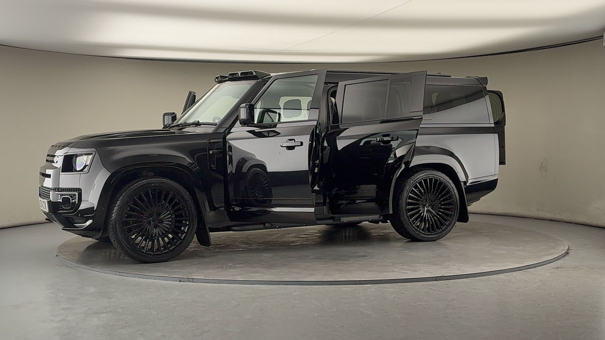 More views of Land Rover Defender 130