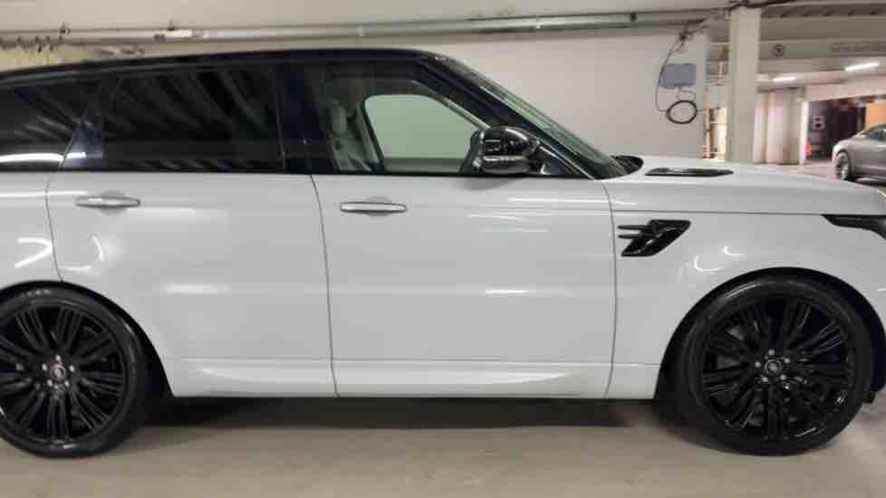 More views of Land Rover Range Rover Sport