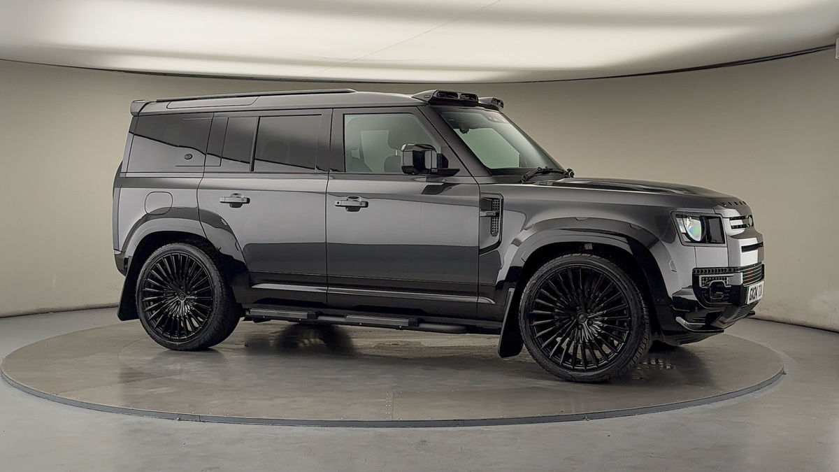 More views of Land Rover Defender 110