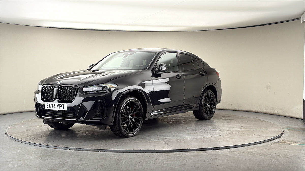More views of BMW X4