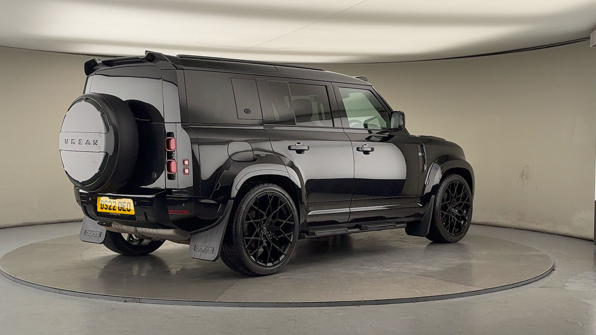 Land Rover Defender 110 Urban Image 21