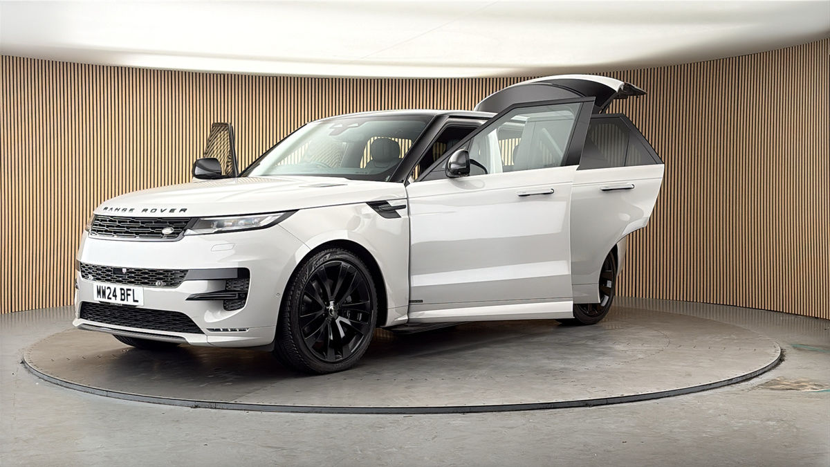 More views of Land Rover Range Rover Sport