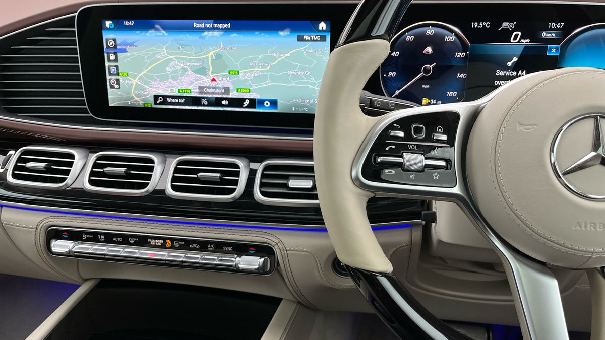 Mercedes-Benz Maybach GLS Image 13