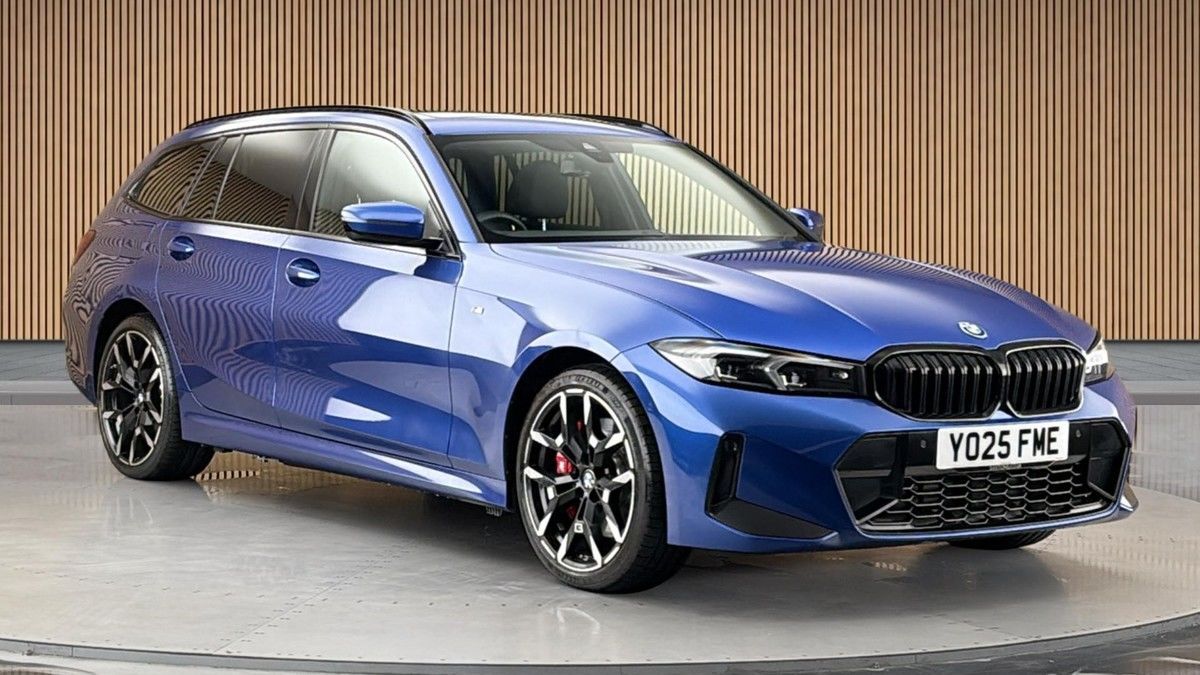 BMW 3 Series Sticky Header Image