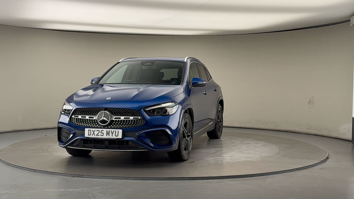 More views of Mercedes-Benz GLA