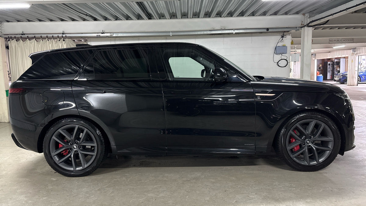 Land Rover Range Rover Sport Image 15
