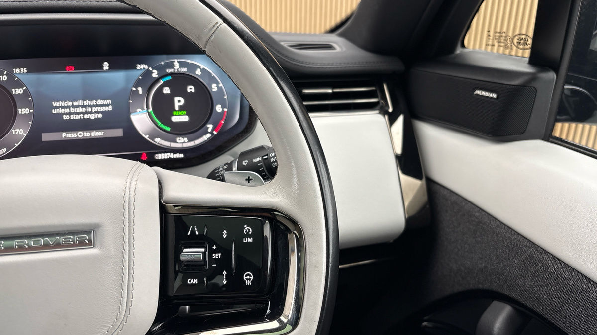 Land Rover Range Rover Sport Image 14