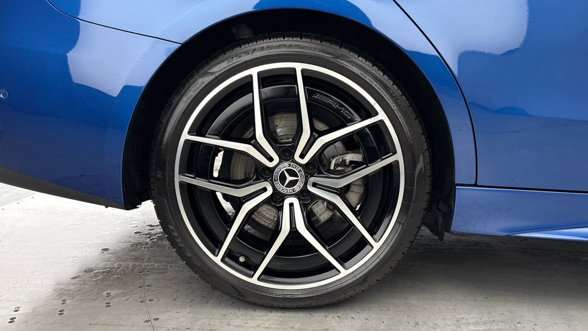 Mercedes-Benz C Class Image 10