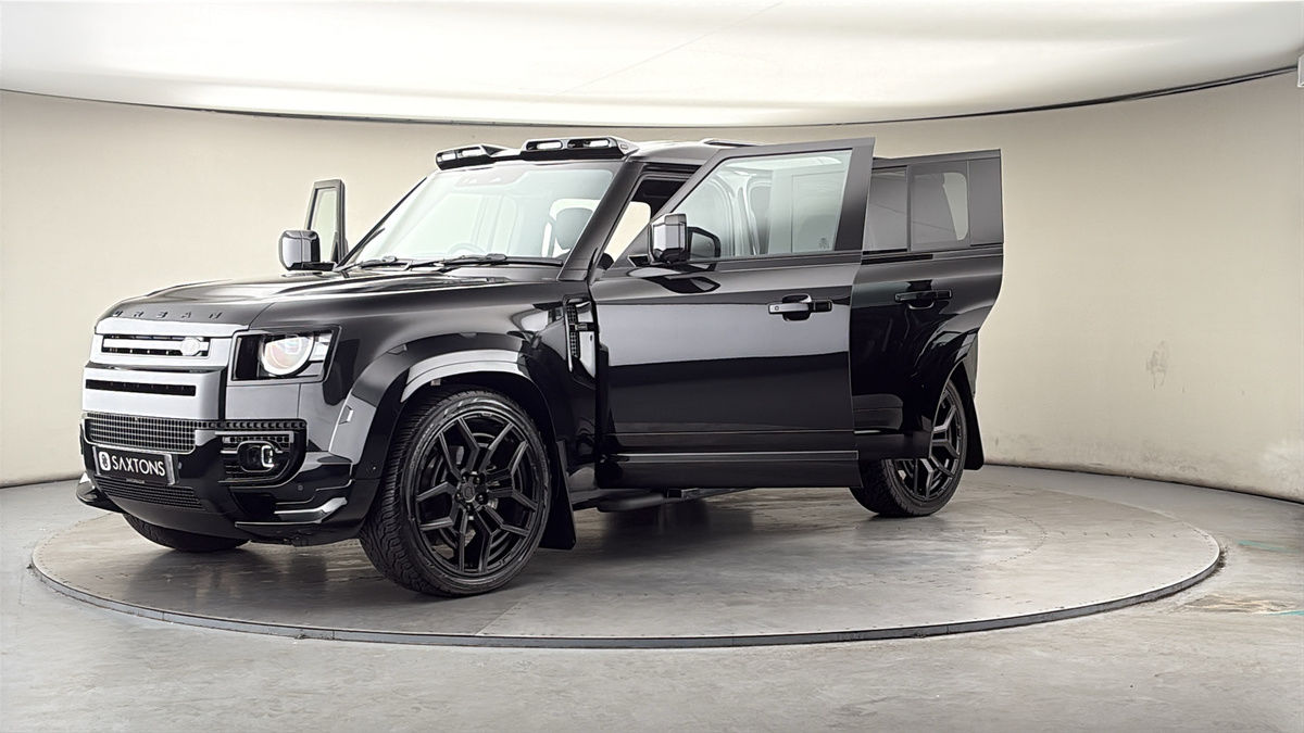 Land Rover Defender 110 Urban Image 22