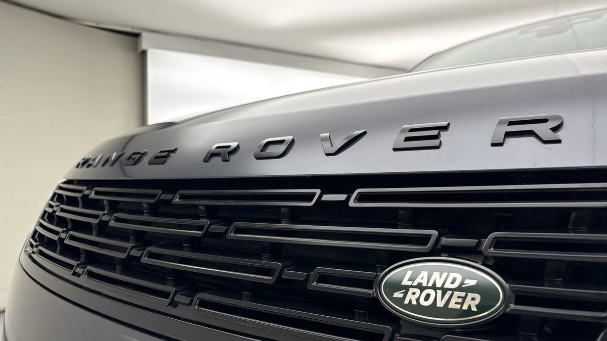 Land Rover Range Rover Sport Image 24