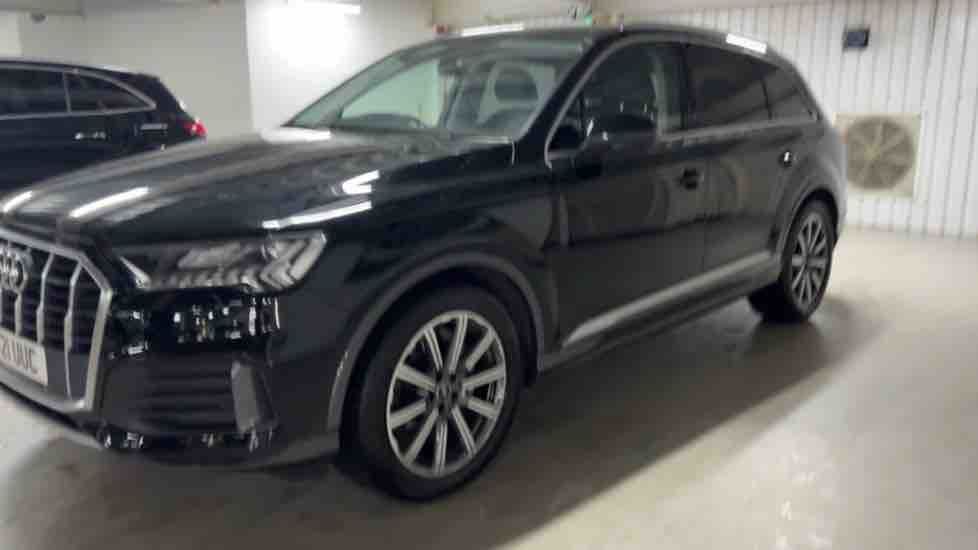 More views of Audi Q7