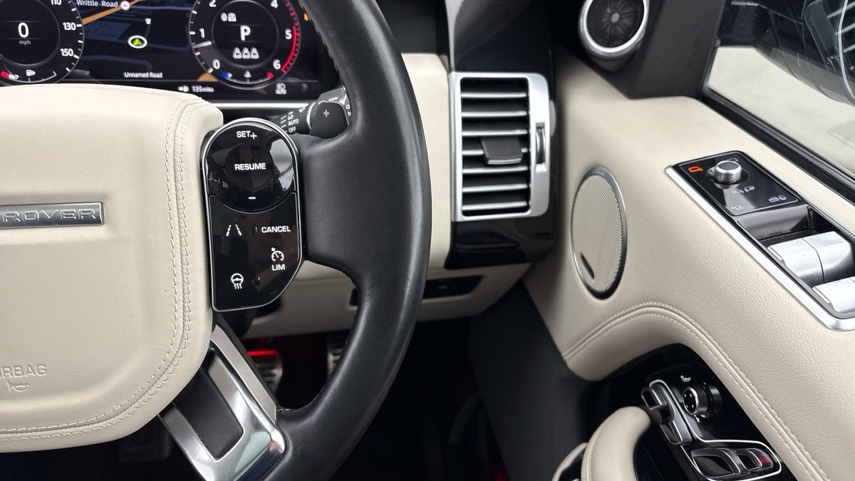 Land Rover Range Rover Image 14