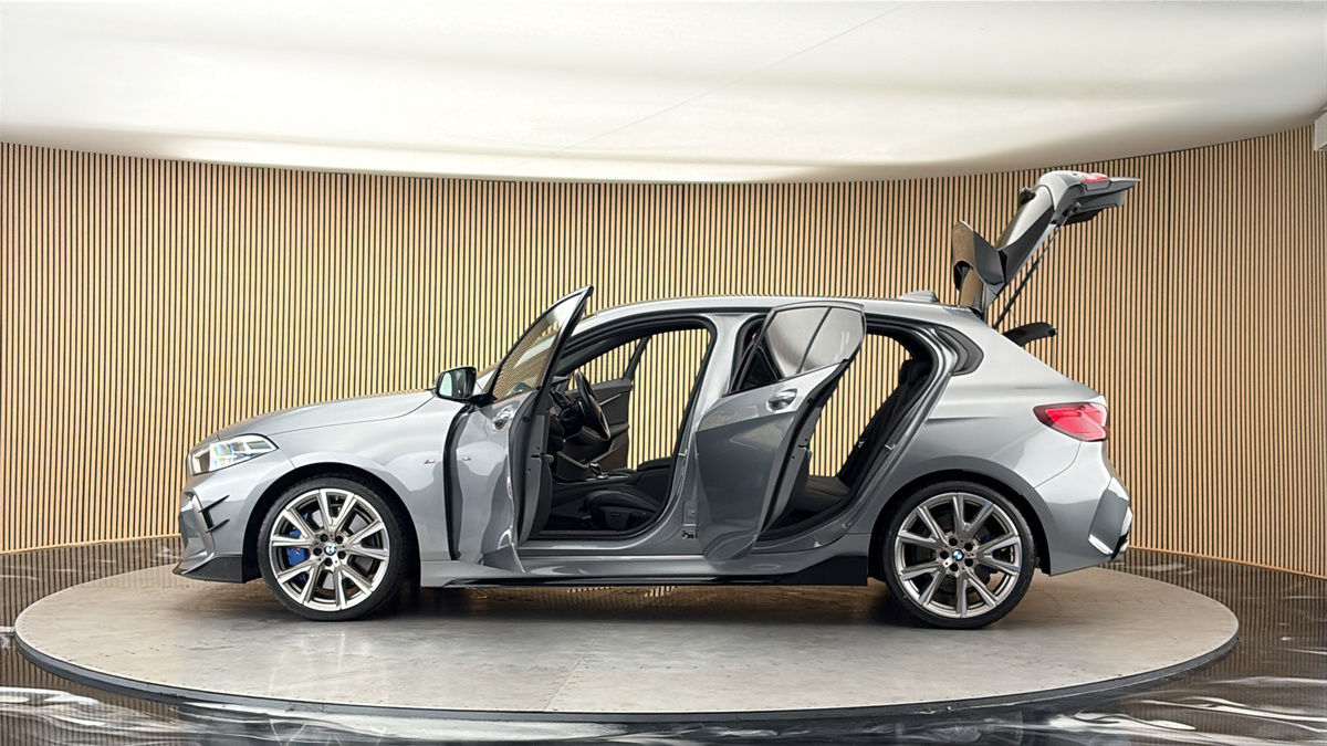 More views of BMW 1 Series
