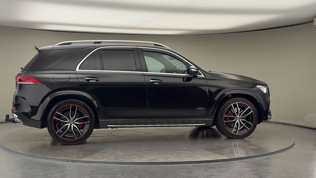 More views of Mercedes-Benz GLE