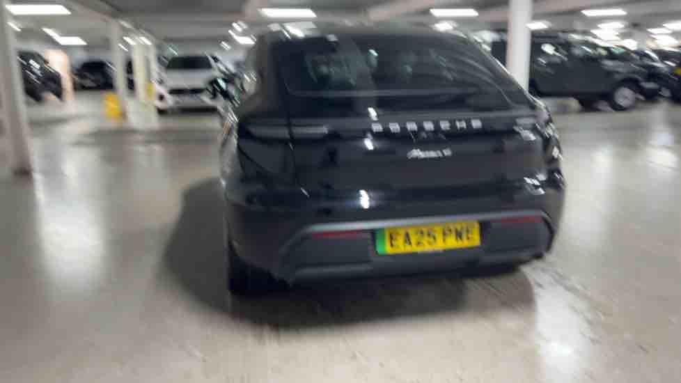 More views of Porsche Macan