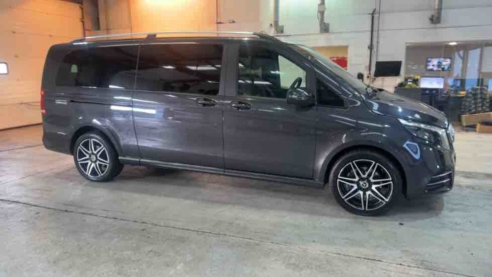 More views of Mercedes-Benz V Class