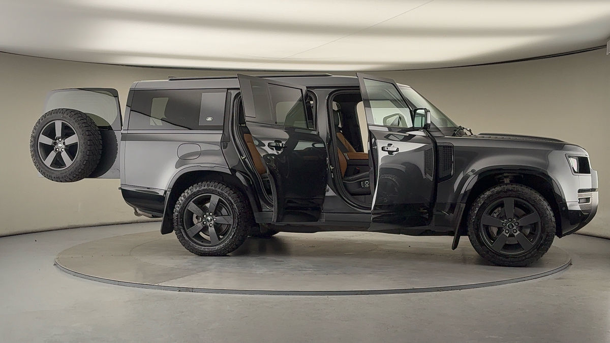 More views of Land Rover Defender 130