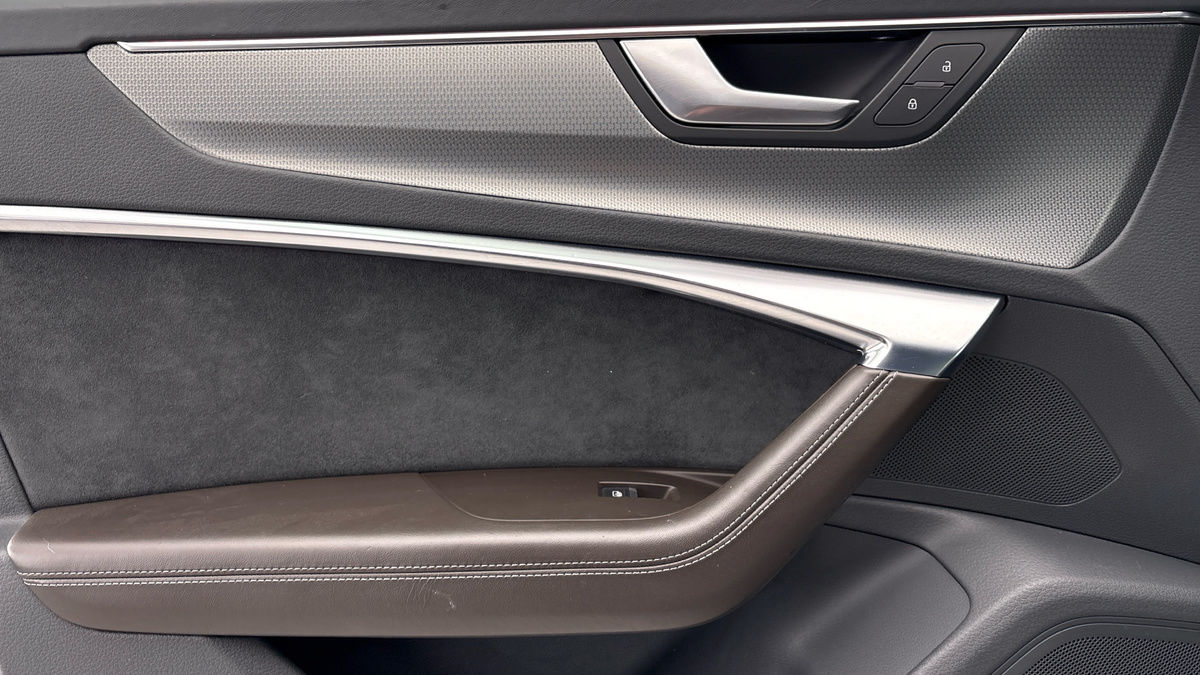 Audi A6 Allroad Image 19