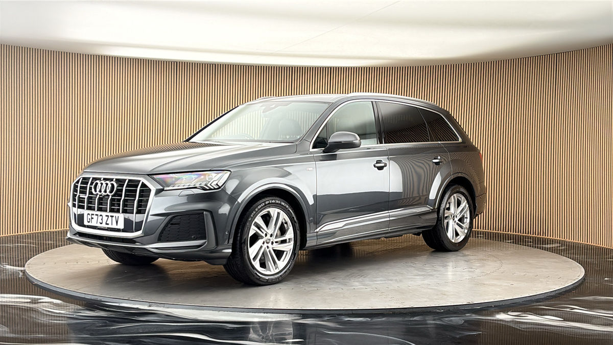 Audi Q7 Image 20