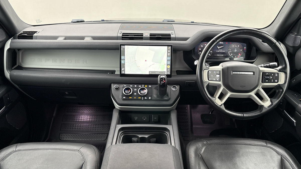 Land Rover Defender 90 Image 12