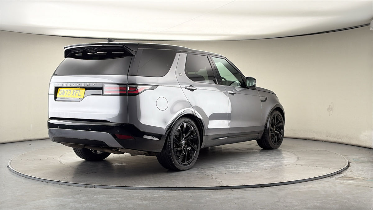 More views of Land Rover Discovery