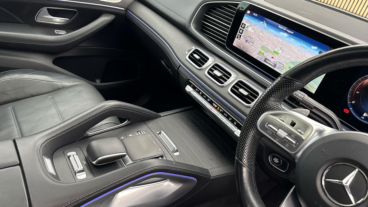 Mercedes-Benz GLE Image 18