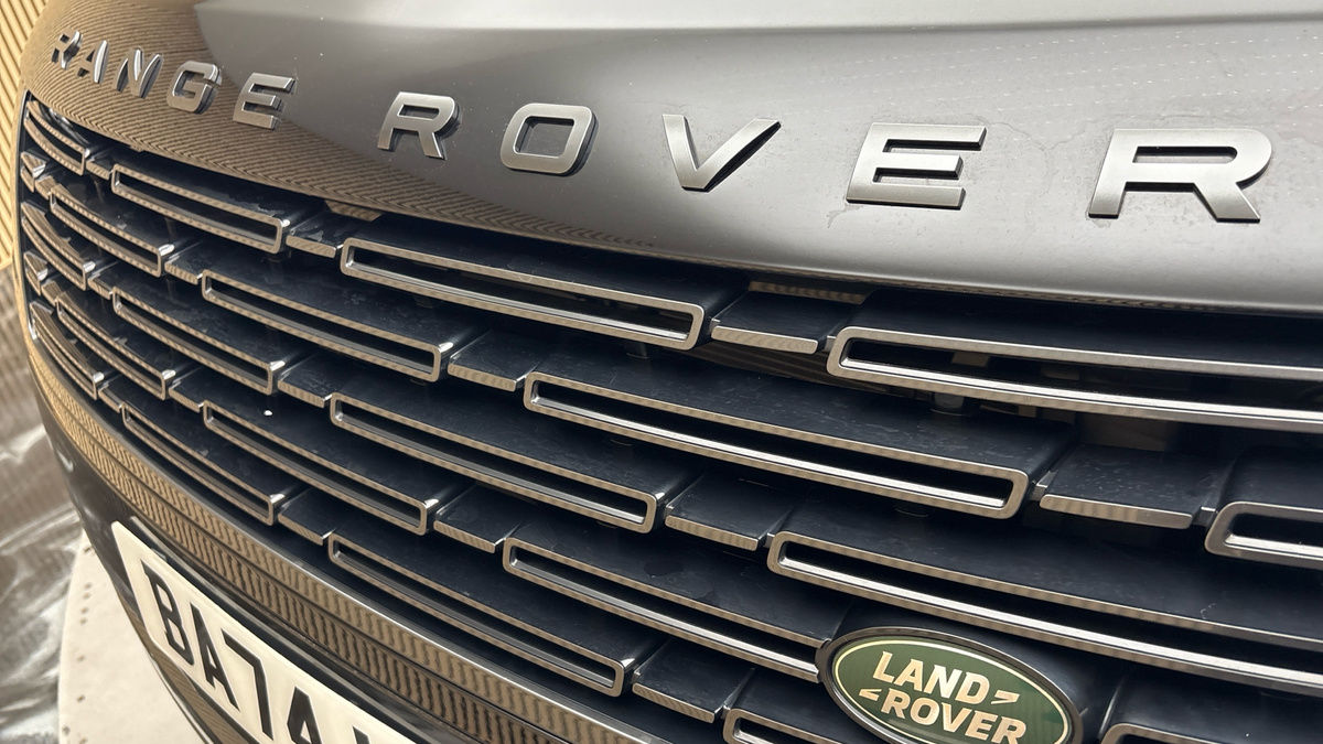 Land Rover Range Rover Image 24