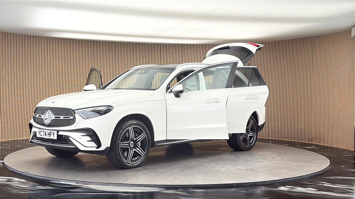 Mercedes-Benz GLC Image 22