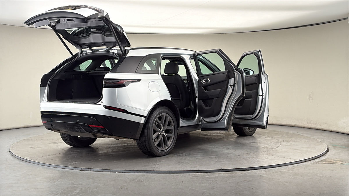 More views of Land Rover Range Rover Velar