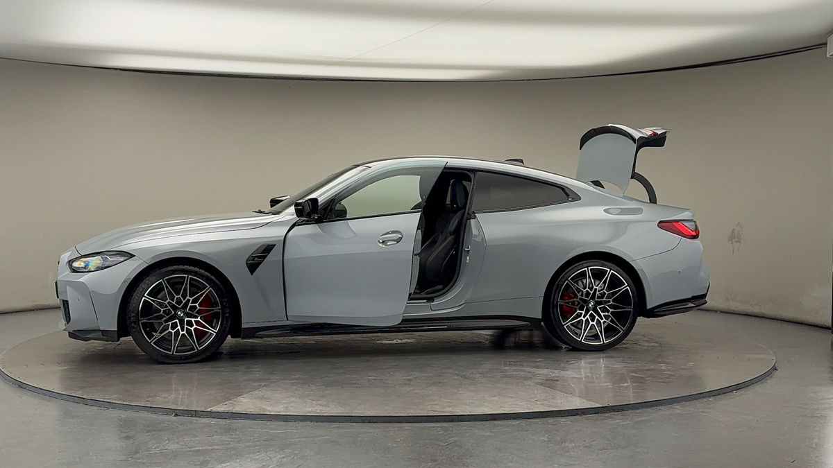 More views of BMW M4 Competition