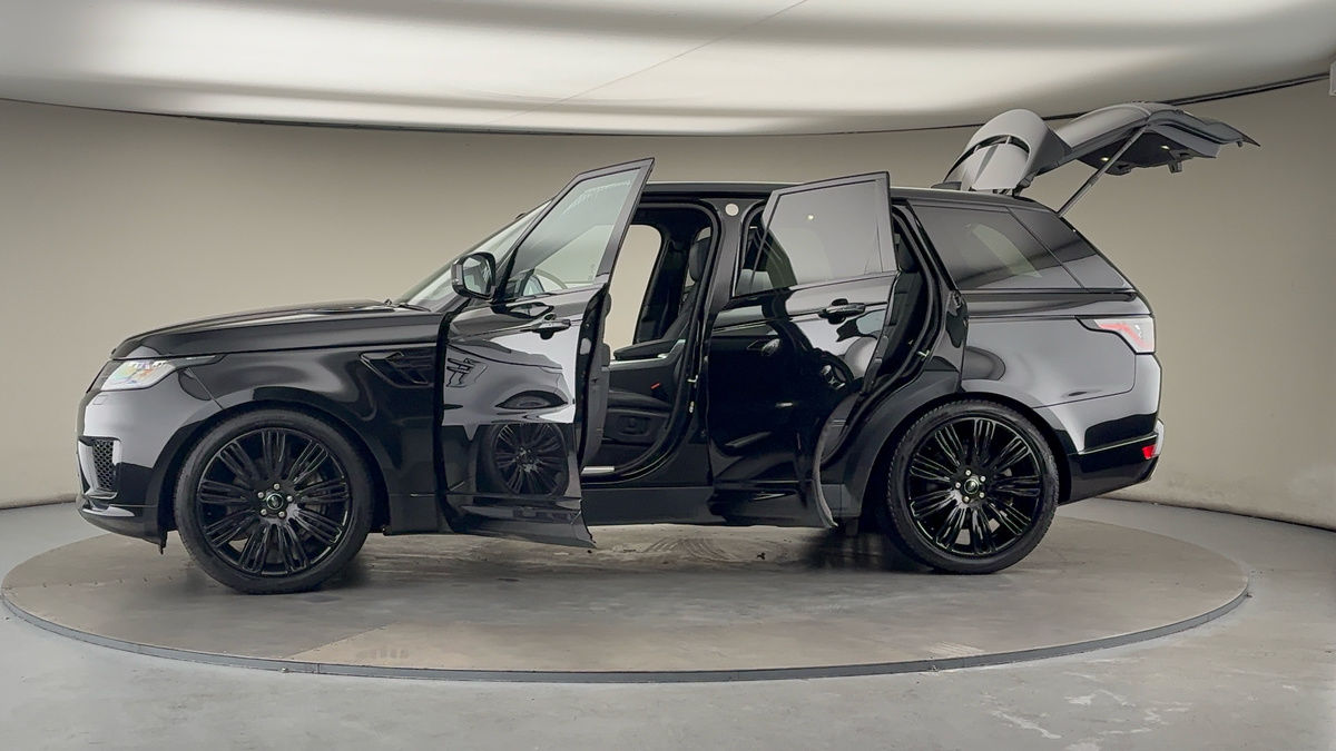 More views of Land Rover Range Rover Sport