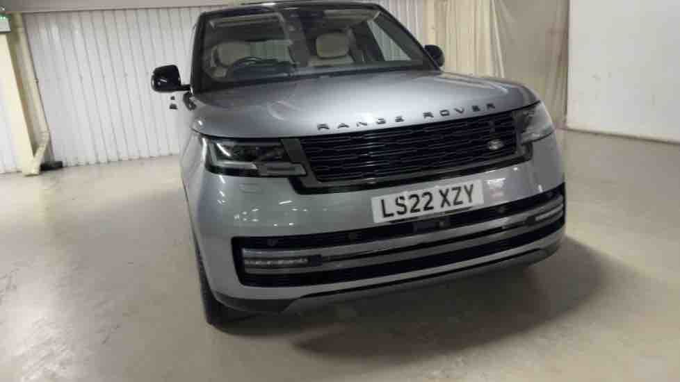 More views of Land Rover Range Rover