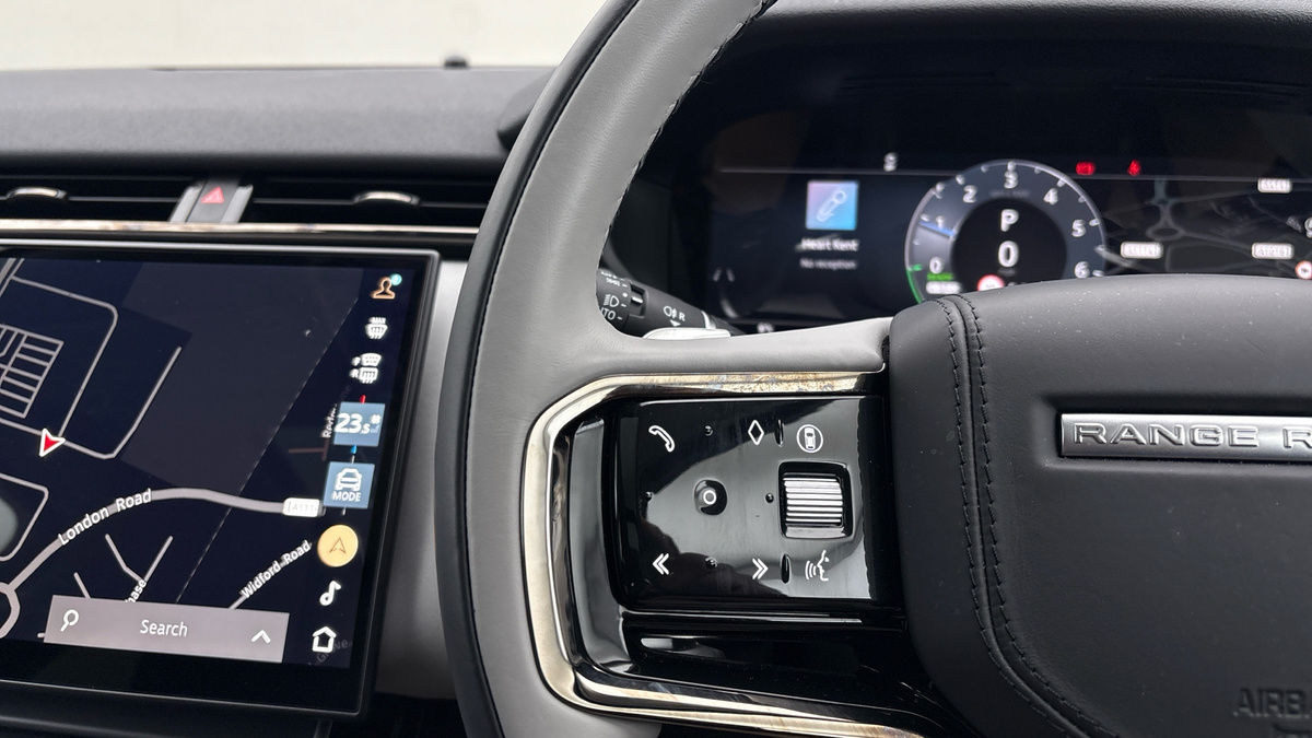 Land Rover Range Rover Velar Image 13