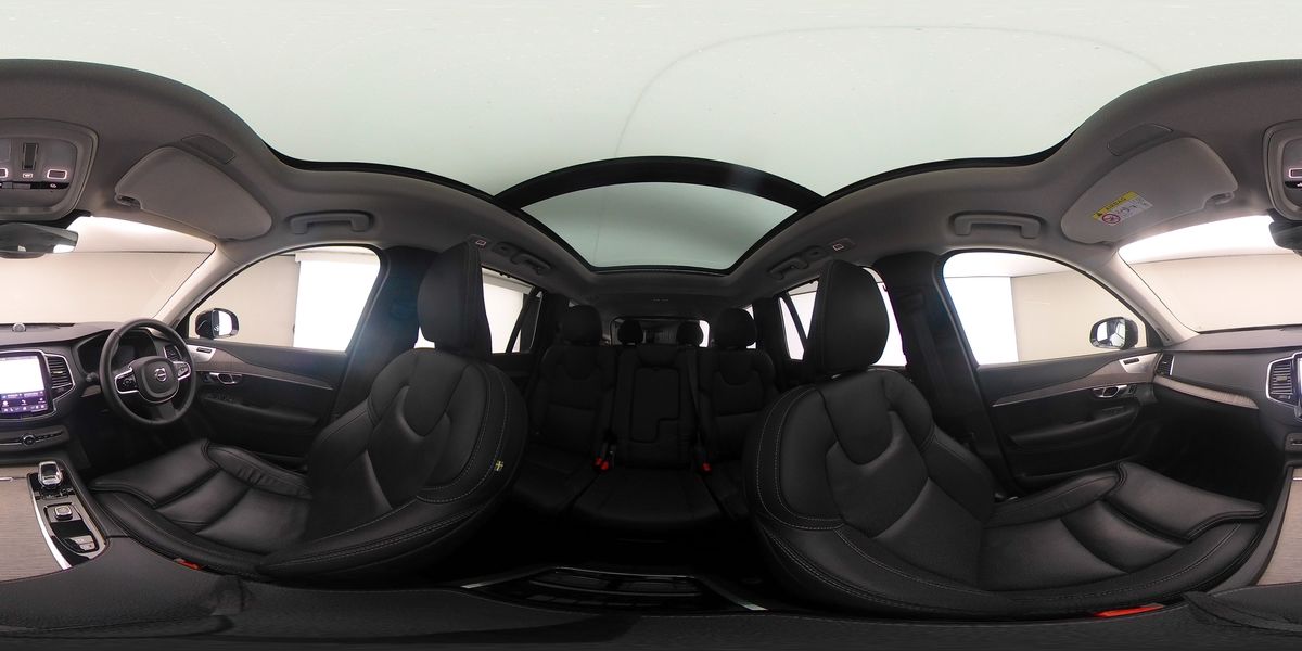 More views of Volvo XC90